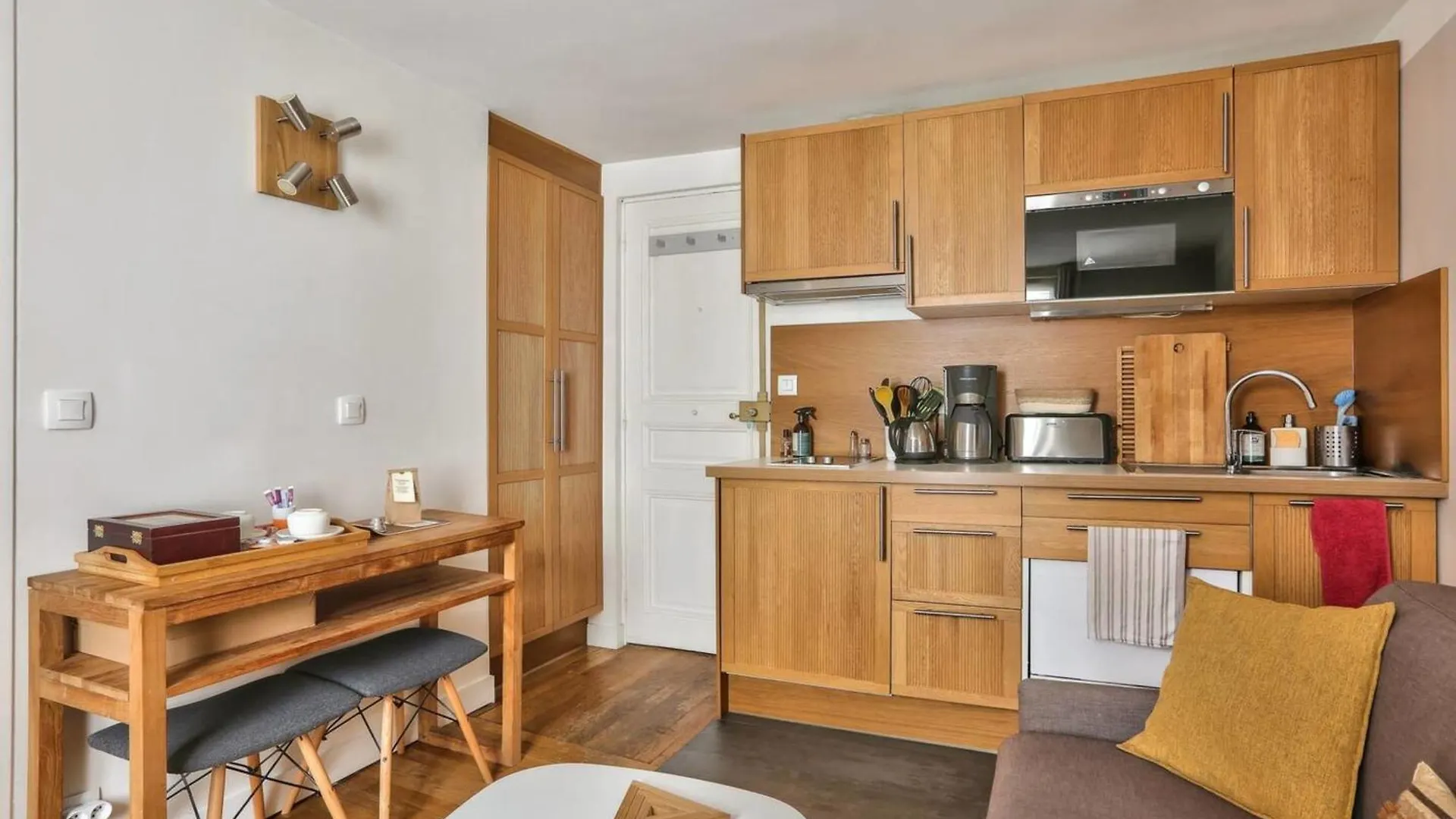 公寓 Modern Renovated Cozy And Quiet *